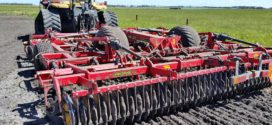 novac za sajmovi tanjiranje traktor oranje ili redukovana konkurs prosperitati mašinski prsten sremski poljoprivredni jesenje oranje
